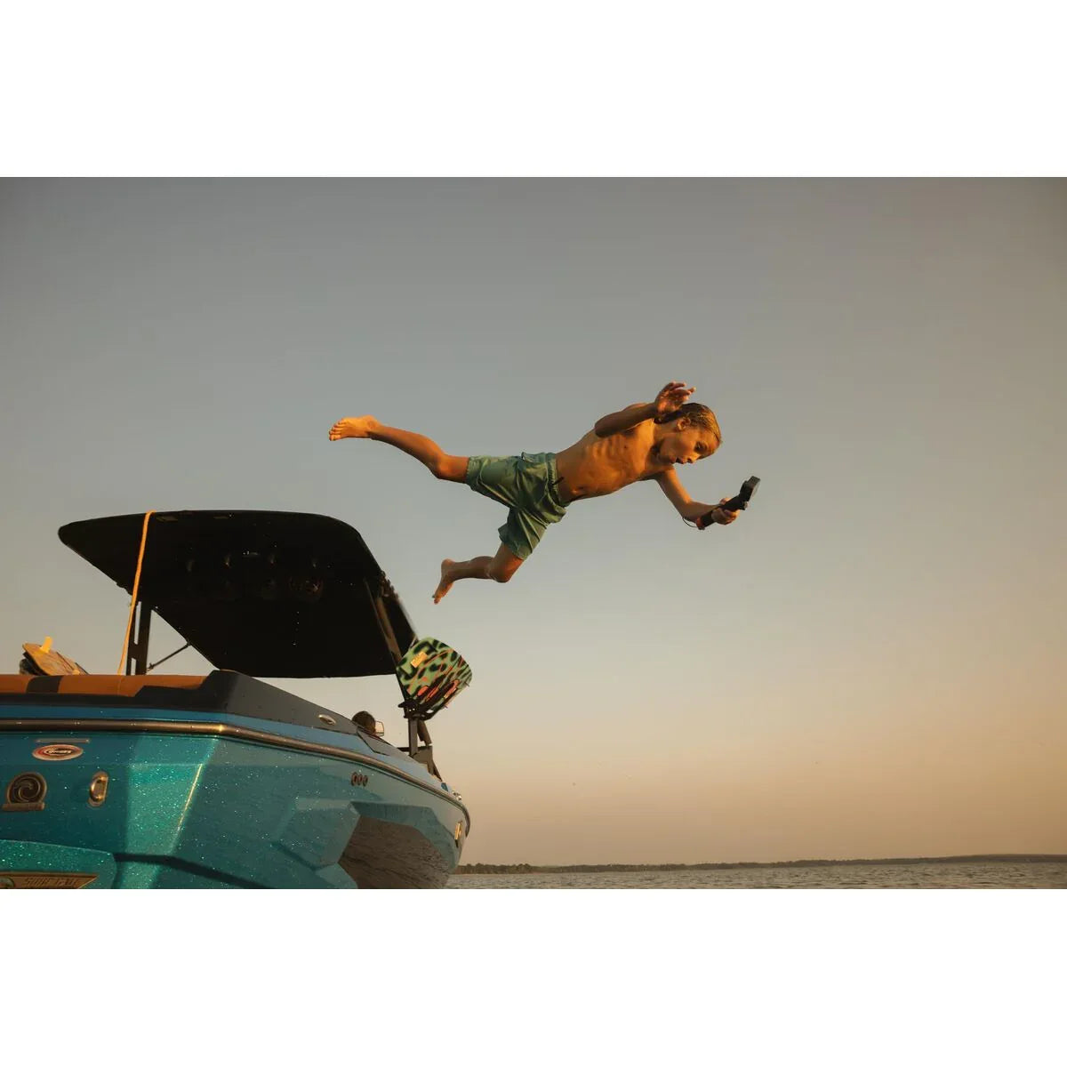 V2HE655353A987E7C33ED174482FBADC87CR7718475P7