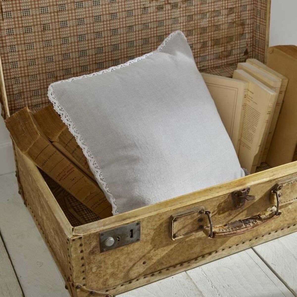 V7HD174545A285459B8CB3BAD867A239A70R6238312P4