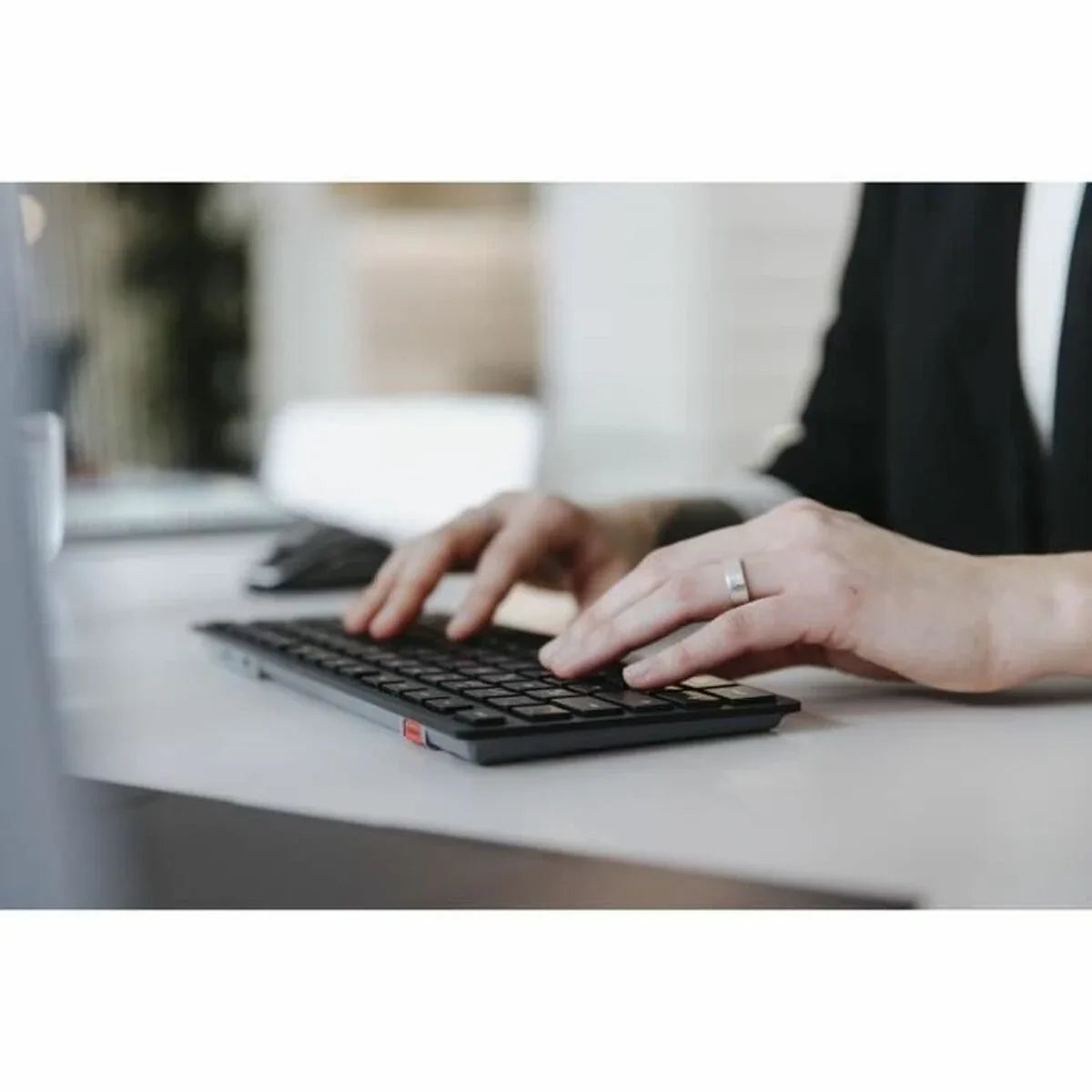 V5HF60CD9C958E4F975D002C78D43E0E2B6R6272870P3