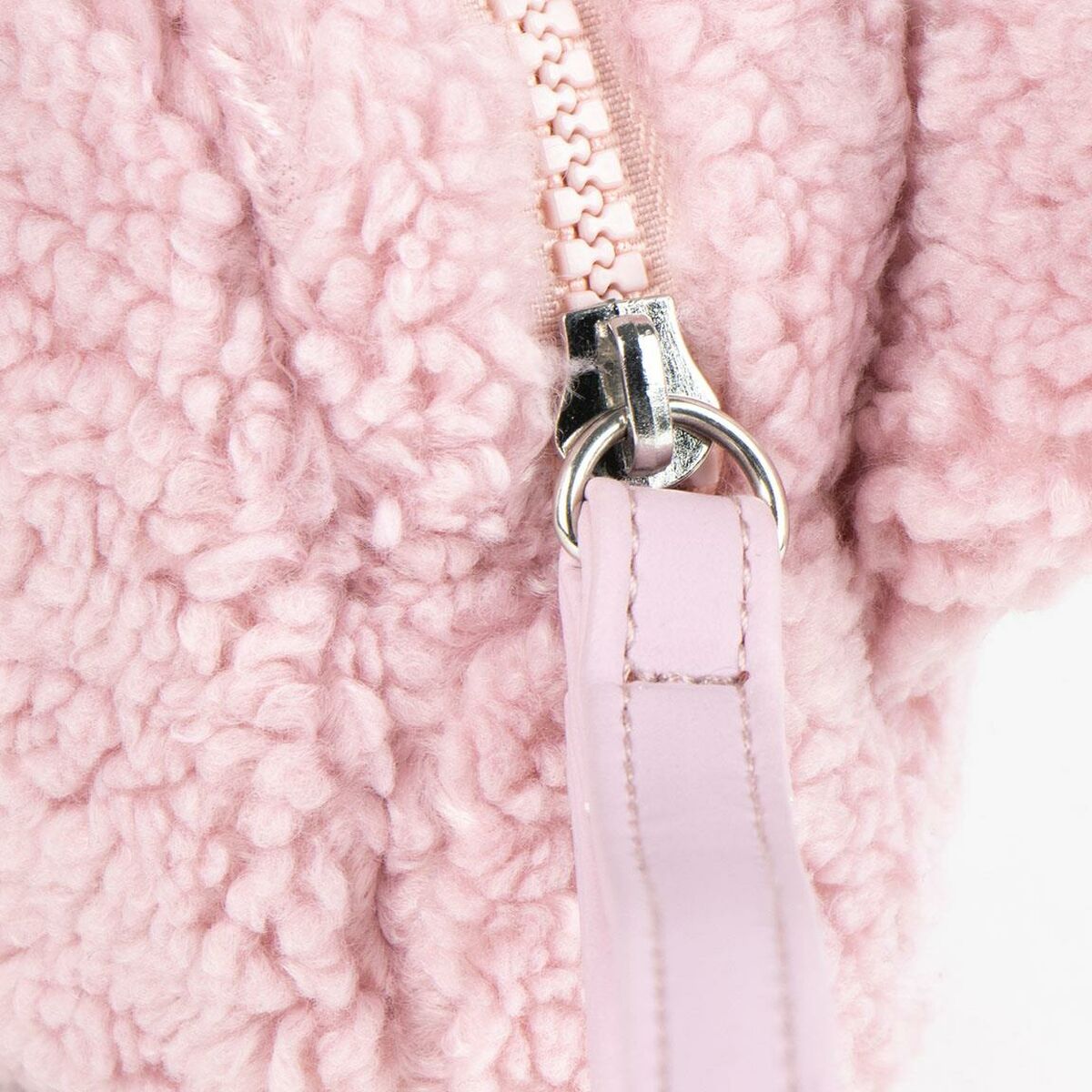 V4HA109FB2850E250FE2A66982D6AD65C27R6853166P5