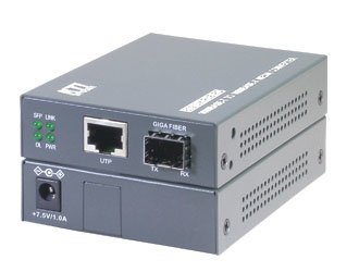 Kti PoE/Pd 1000T To 1000SX Fiber Media Converter